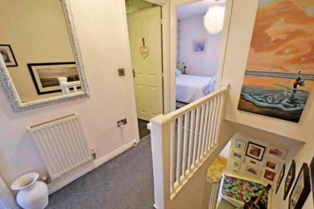 Sunny Family 4-Sleeper Near Newquays Top Beaches นิวคีย์ ภายนอก รูปภาพ